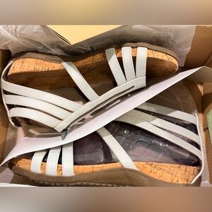 BearPaw Layla White metallic Strappy Cork gladiator Sandals